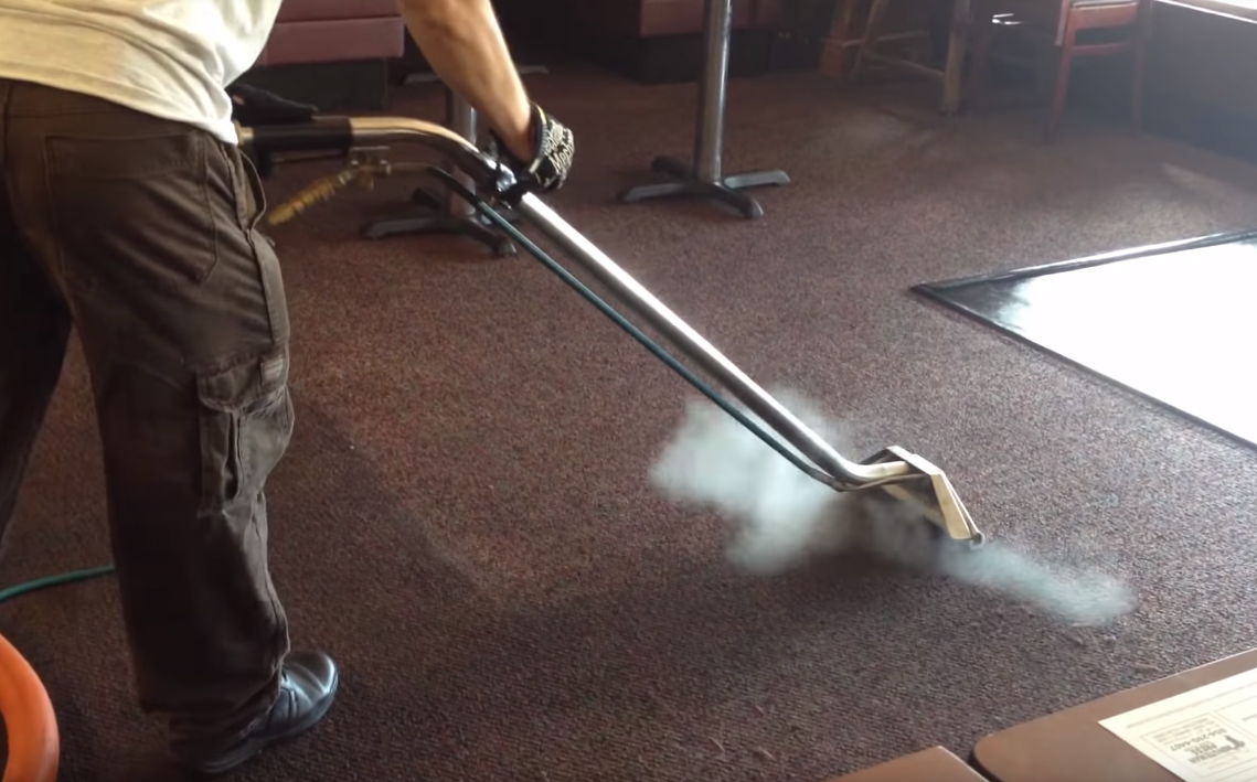 Carpet Steam Cleaner Photo